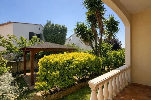 3 bedroom Townhouse for sale in Palafrugell - € 1,100,000 (Ref: 9909889)