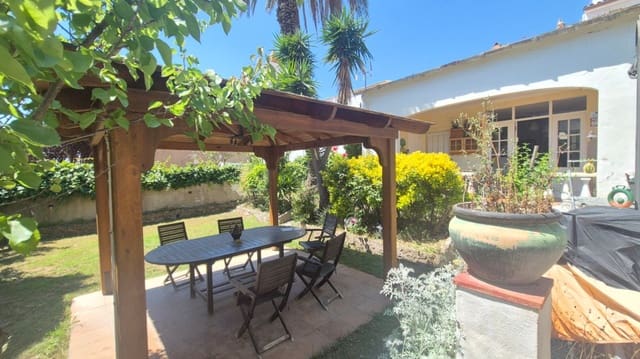 3 bedroom Townhouse for sale in Palafrugell - € 1,100,000 (Ref: 9909889)