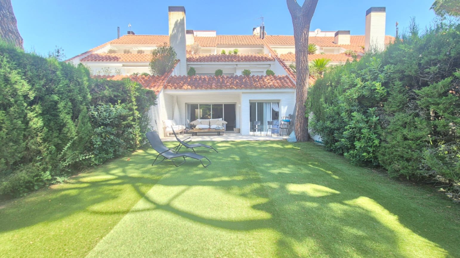 3 bedroom Apartment for sale in Pals with pool garage - € 510,000 (Ref: 9929980)