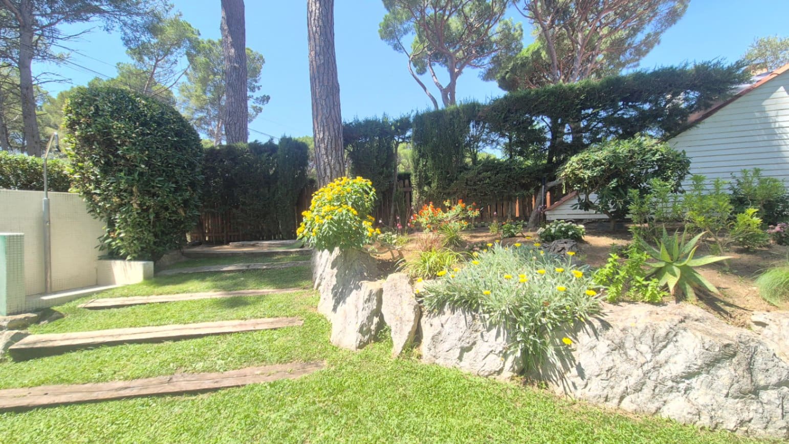 3 bedroom Apartment for sale in Pals with pool garage - € 510,000 (Ref: 9929980)