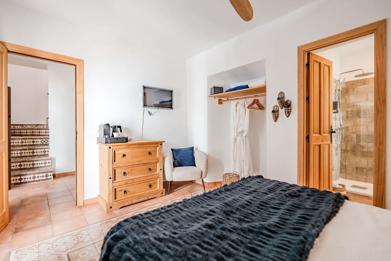 4 makuuhuone Hotelli myytävänä paikassa Canillas de Aceituno mukana uima-altaan - 449 000 € (Ref: 10034864)