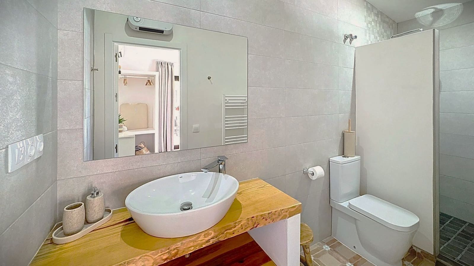 Finca/Casa Rural de 7 habitaciones en Periana en venta con piscina garaje - 749.000 € (Ref: 9626273)