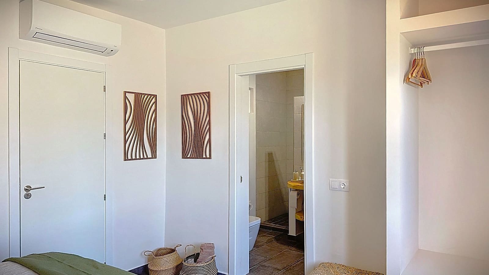 Finca/Casa Rural de 7 habitaciones en Periana en venta con piscina garaje - 749.000 € (Ref: 9626273)