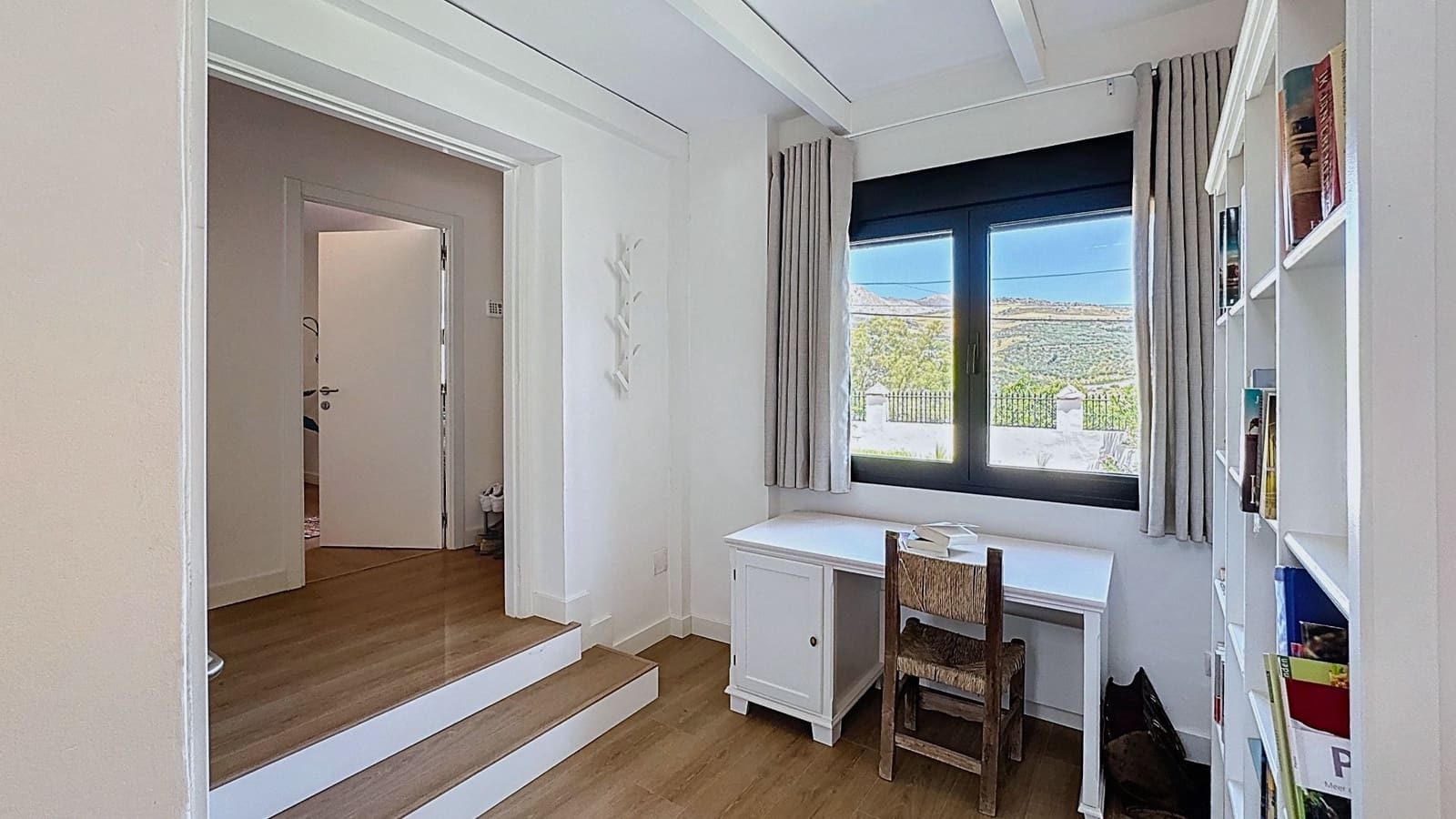 Finca/Casa Rural de 7 habitaciones en Periana en venta con piscina garaje - 749.000 € (Ref: 9626273)