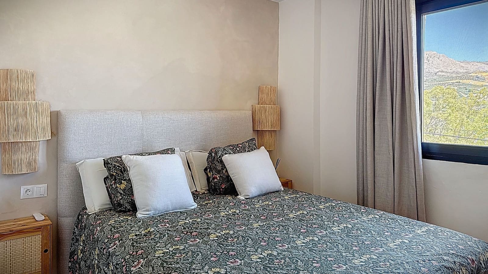 Finca/Casa Rural de 7 habitaciones en Periana en venta con piscina garaje - 749.000 € (Ref: 9626273)