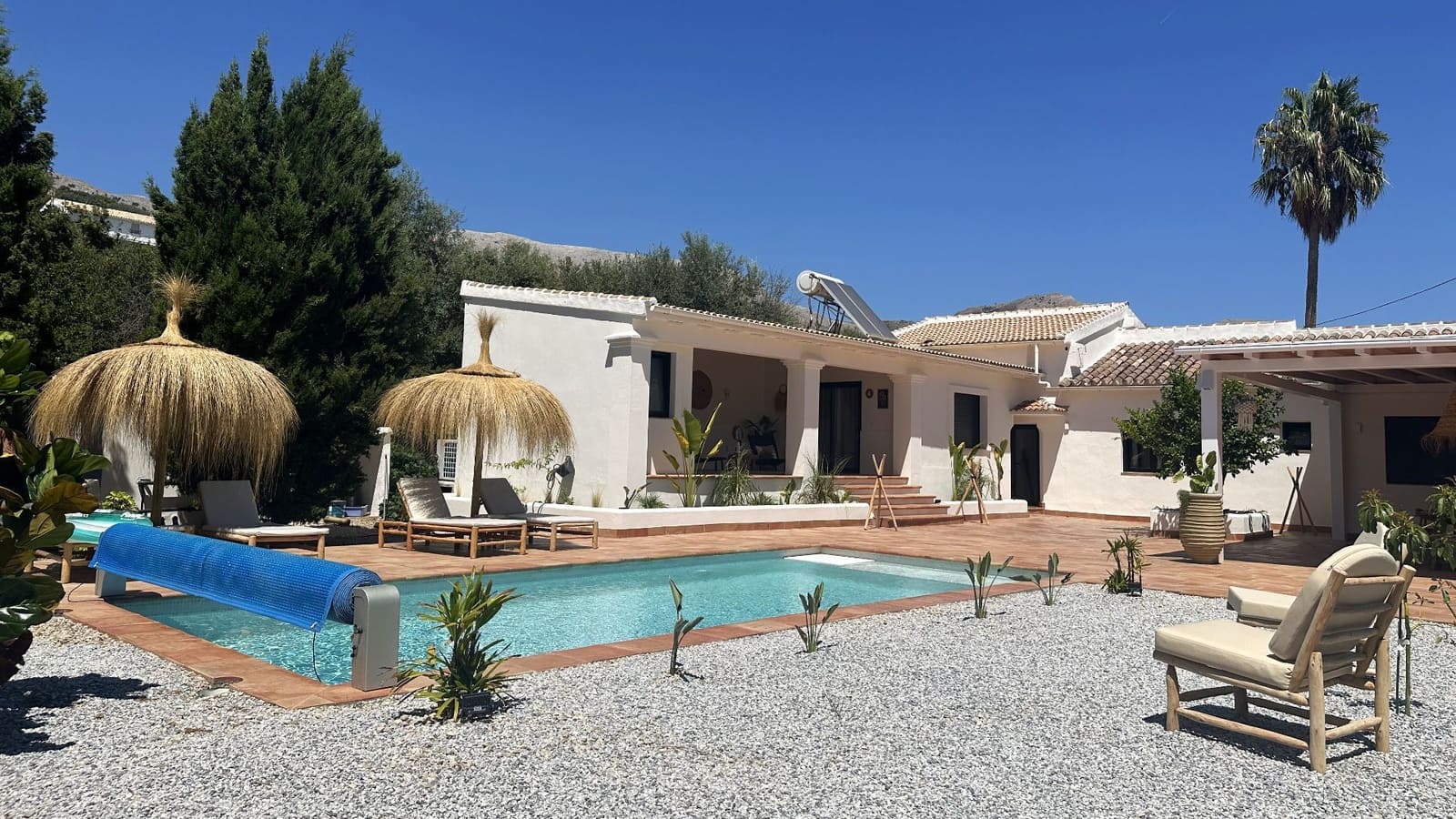 Finca/Casa Rural de 7 habitaciones en Periana en venta con piscina garaje - 749.000 € (Ref: 9626273)