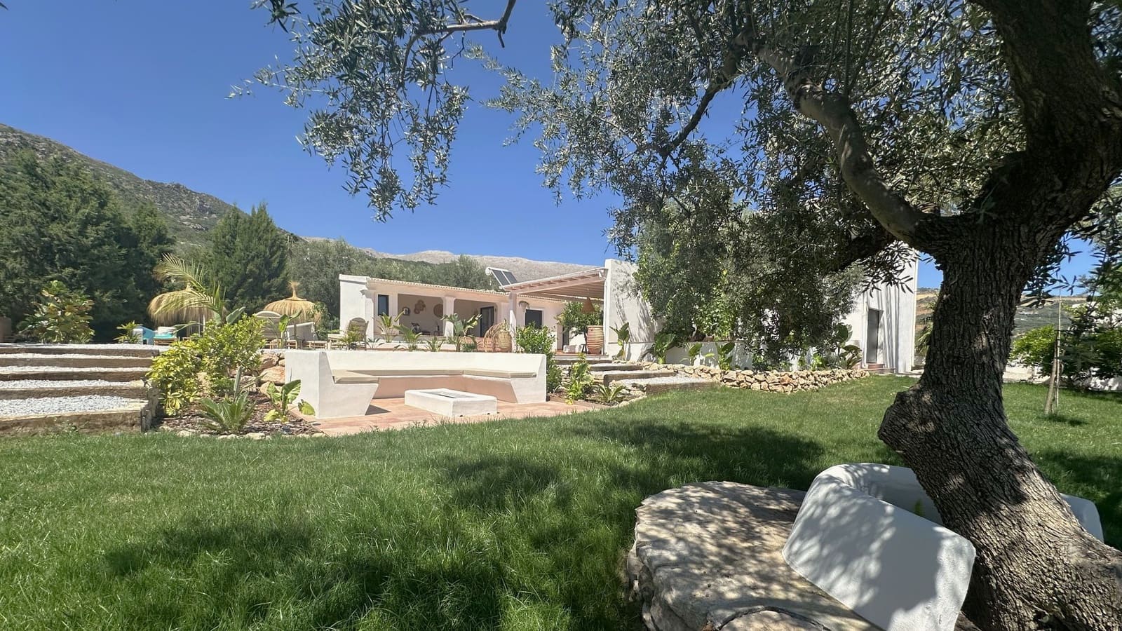 Finca/Casa Rural de 7 habitaciones en Periana en venta con piscina garaje - 749.000 € (Ref: 9626273)