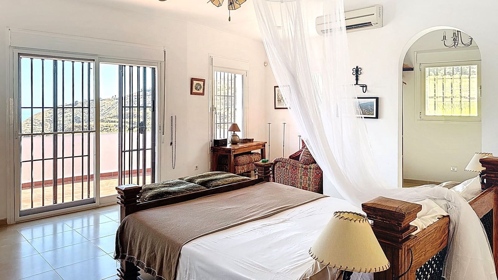 3 soverom Finca/Herregård til salgs i Arenas med svømmebasseng garasje - € 695 000 (Ref: 9626274)