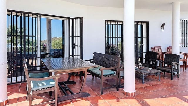 3 soverom Finca/Herregård til salgs i Arenas med svømmebasseng garasje - € 695 000 (Ref: 9626274)