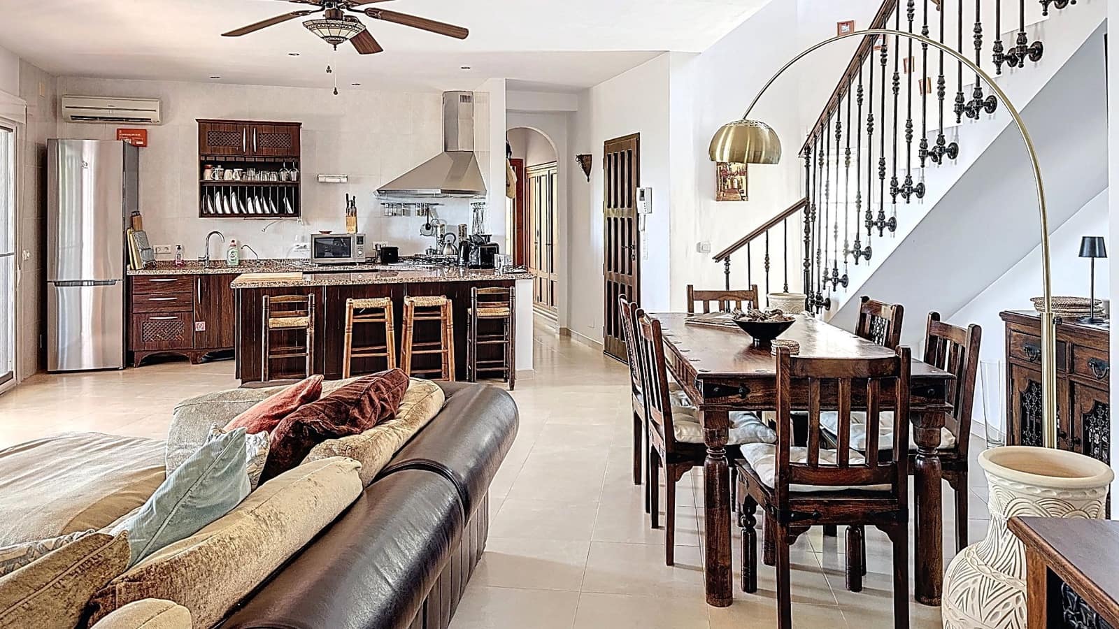 3 soverom Finca/Herregård til salgs i Arenas med svømmebasseng garasje - € 695 000 (Ref: 9626274)