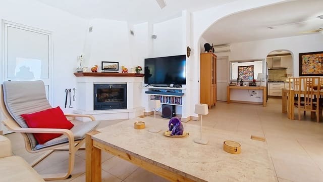 4 chambre Finca/Maison de Campagne à vendre à Vélez-Málaga avec piscine garage - 890 000 € (Ref: 9626275)