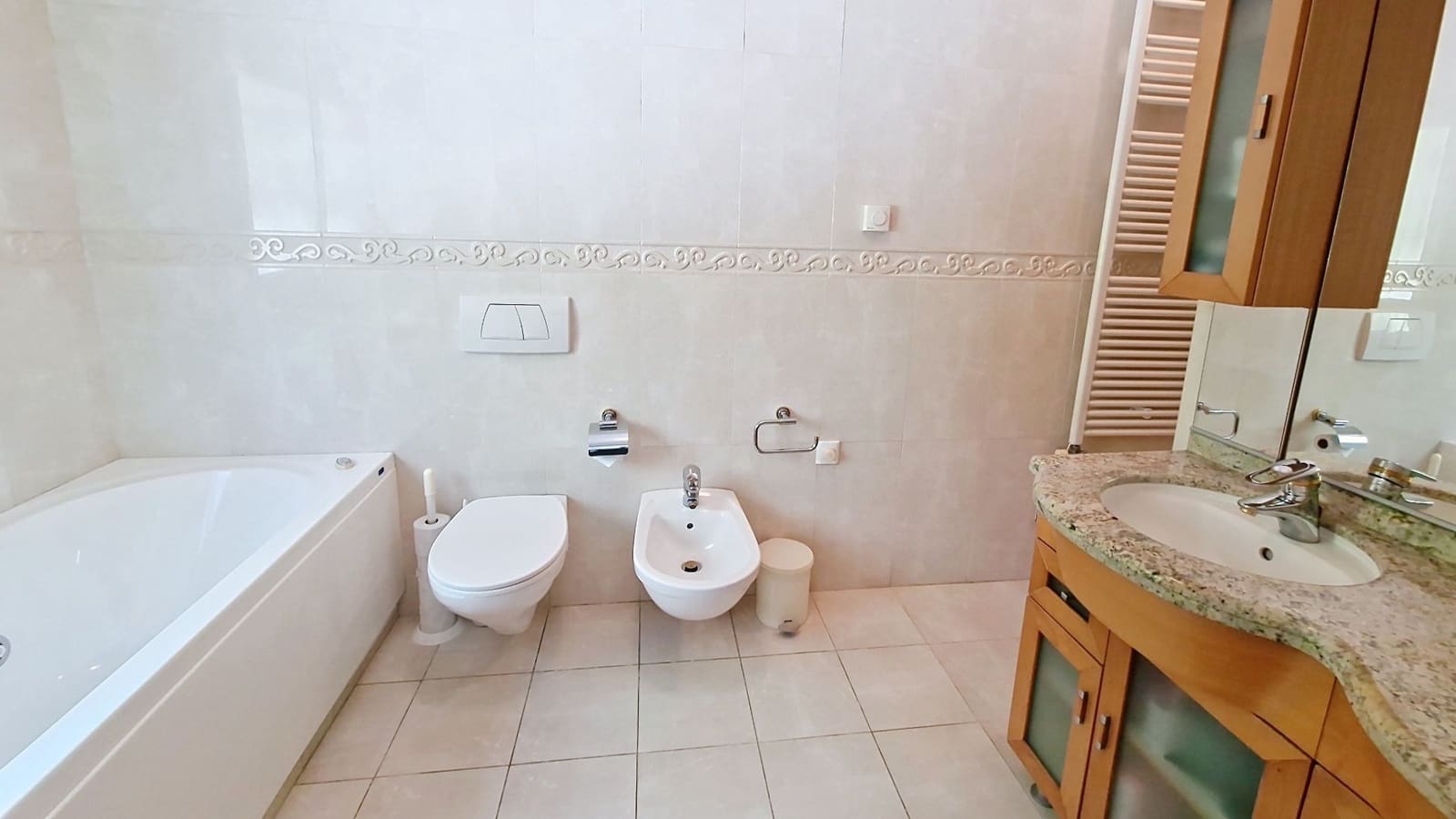 4 soverom Finca/Herregård til salgs i Velez-Malaga med svømmebasseng garasje - € 890 000 (Ref: 9626275)