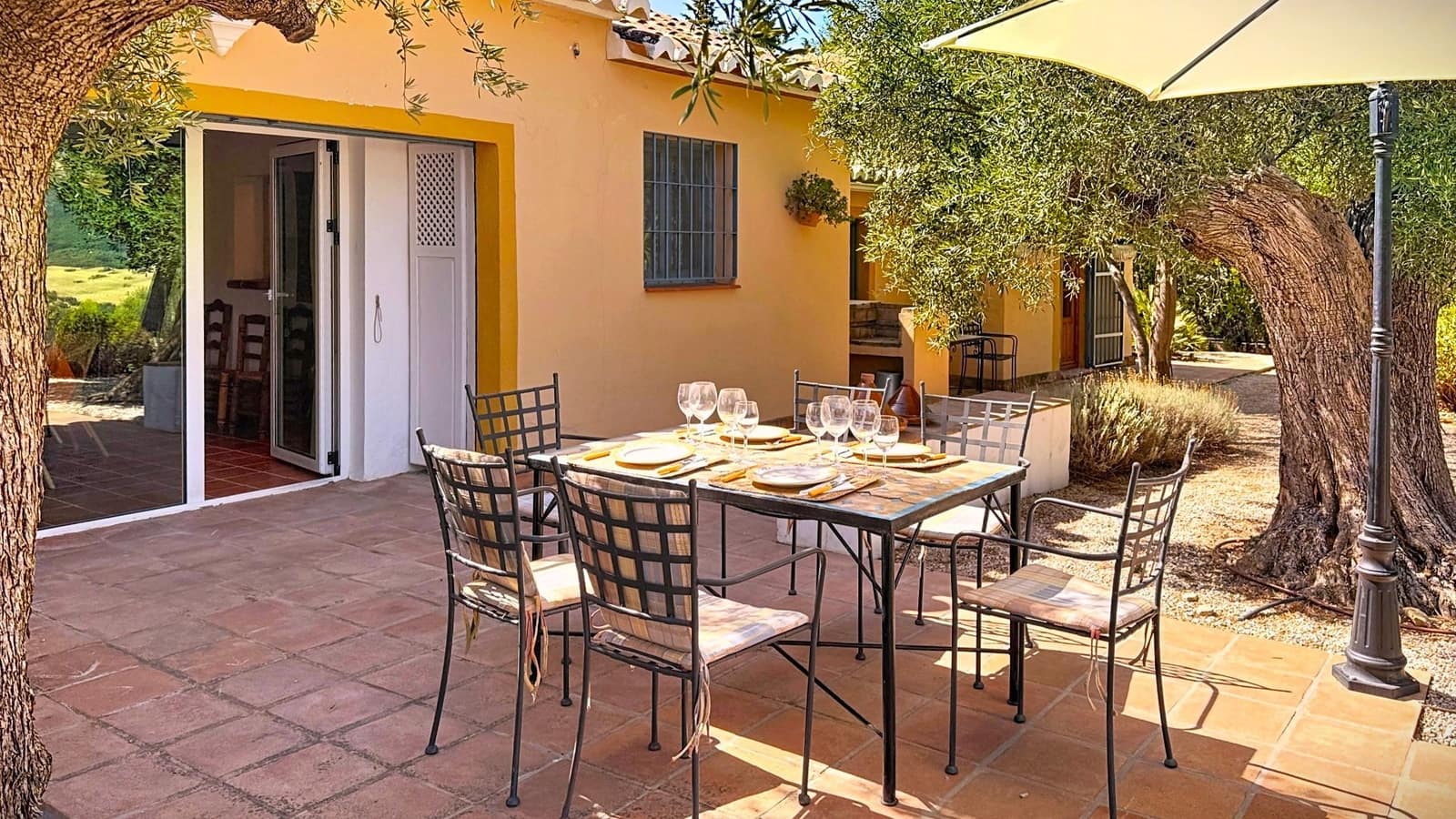 Finca/Casa Rural de 6 habitaciones en Riogordo en venta con piscina garaje - 1.200.000 € (Ref: 9626276)