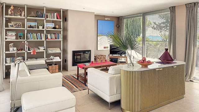 Finca/Casa Rural de 6 habitaciones en Riogordo en venta con piscina garaje - 1.200.000 € (Ref: 9626276)