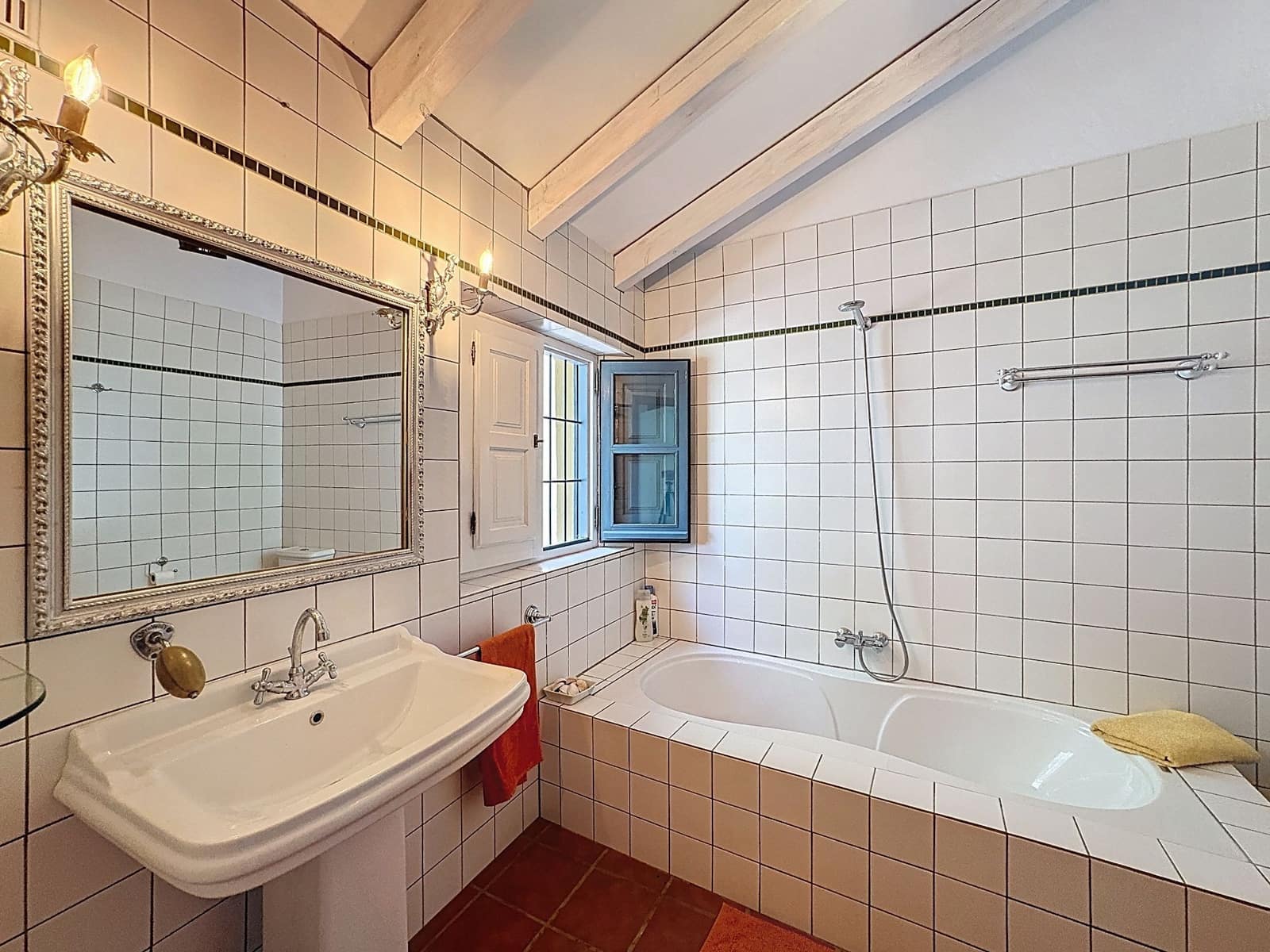 Finca/Casa Rural de 6 habitaciones en Riogordo en venta con piscina garaje - 1.200.000 € (Ref: 9626276)