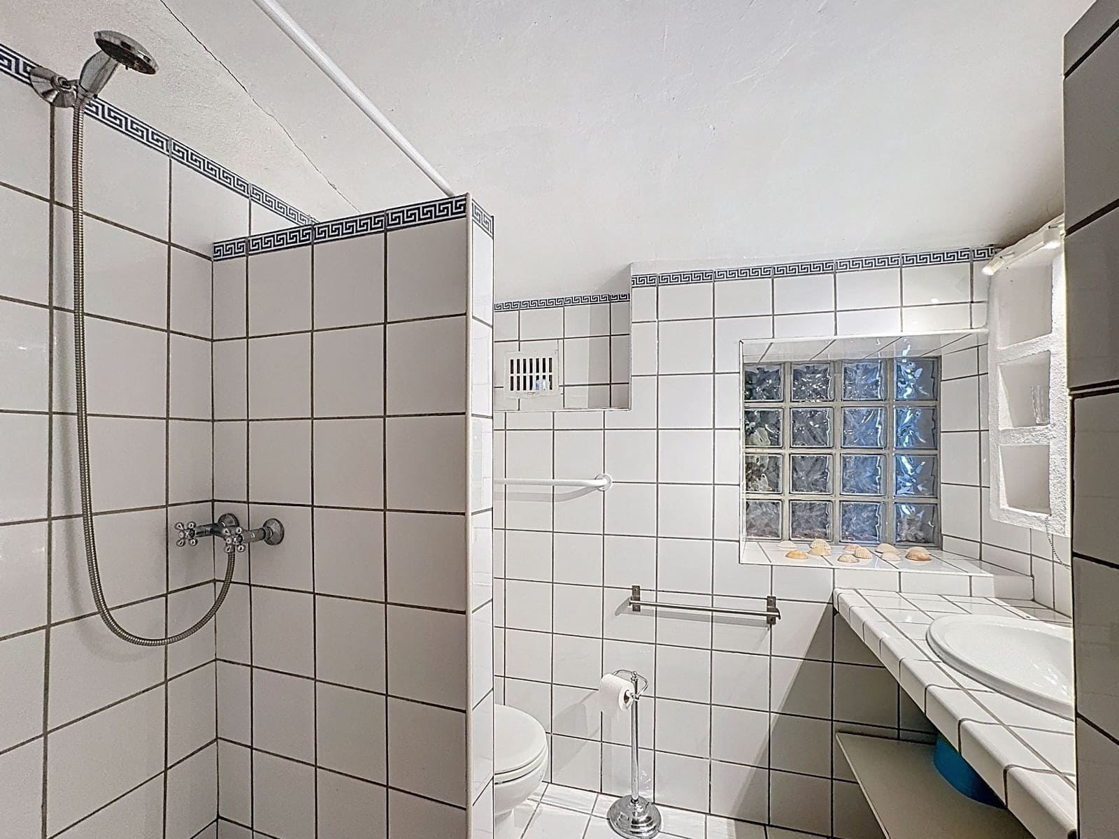 Finca/Casa Rural de 6 habitaciones en Riogordo en venta con piscina garaje - 1.200.000 € (Ref: 9626276)