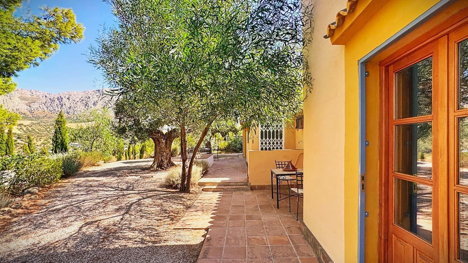 Finca/Casa Rural de 6 habitaciones en Riogordo en venta con piscina garaje - 1.200.000 € (Ref: 9626276)