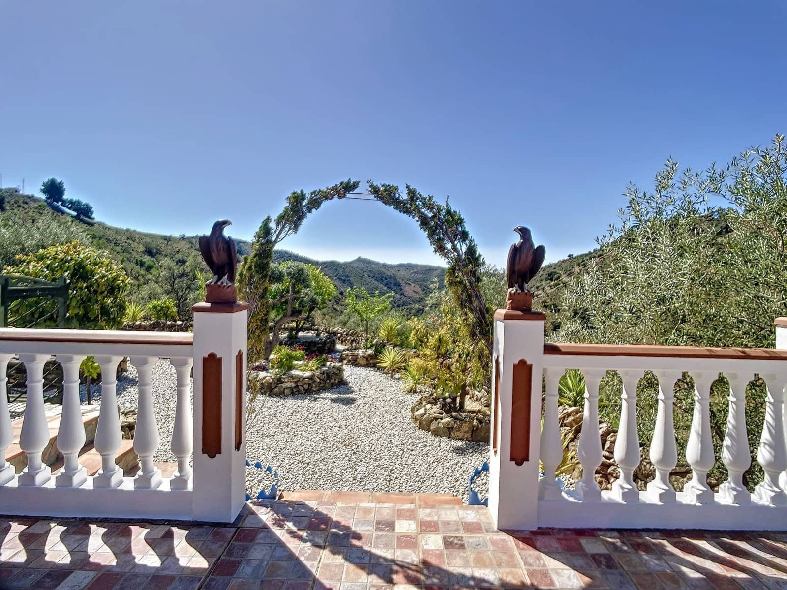 4 makuuhuone Maalaistalo myytävänä paikassa Sedella mukana uima-altaan 
autotalli - 425 000 € (Ref: 9626277)