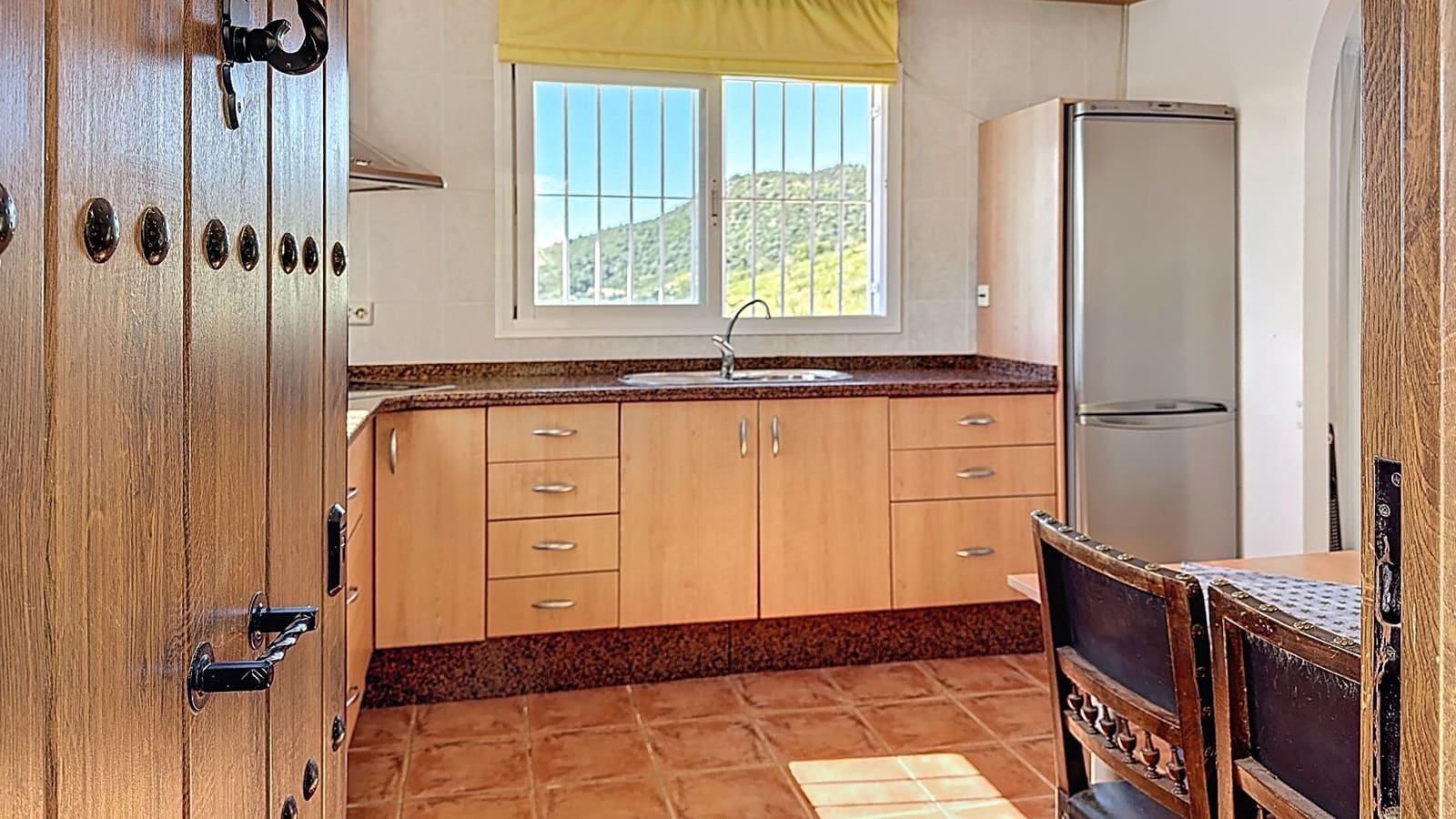 2 bedroom Finca/Country House for sale in Colmenar with pool garage - € 295,000 (Ref: 9626278)