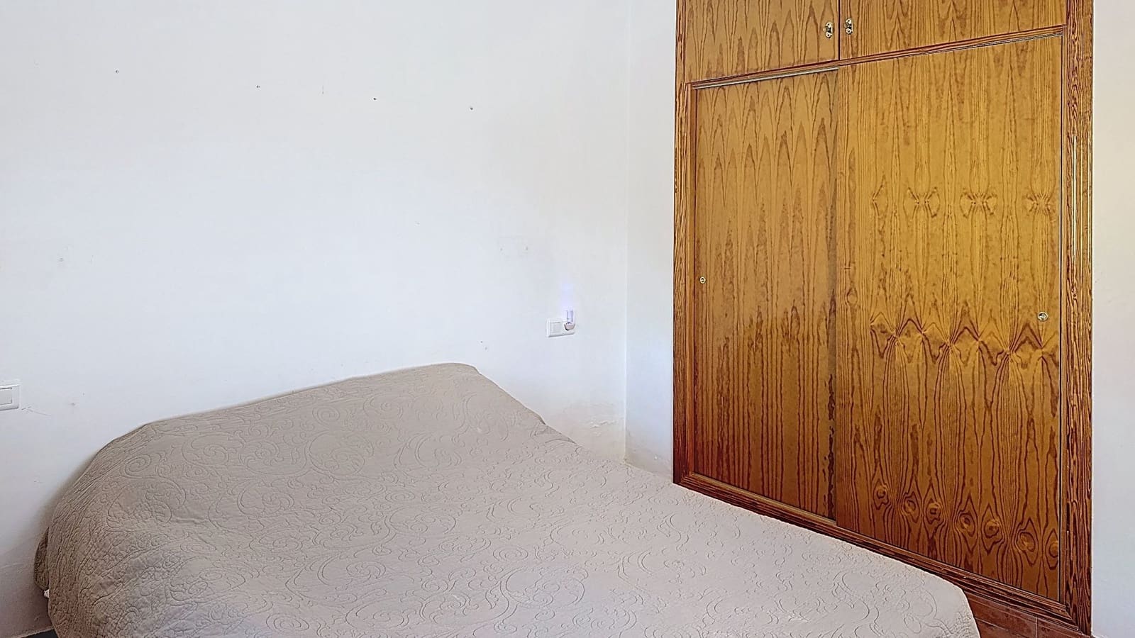 2 bedroom Finca/Country House for sale in Colmenar with pool garage - € 295,000 (Ref: 9626278)