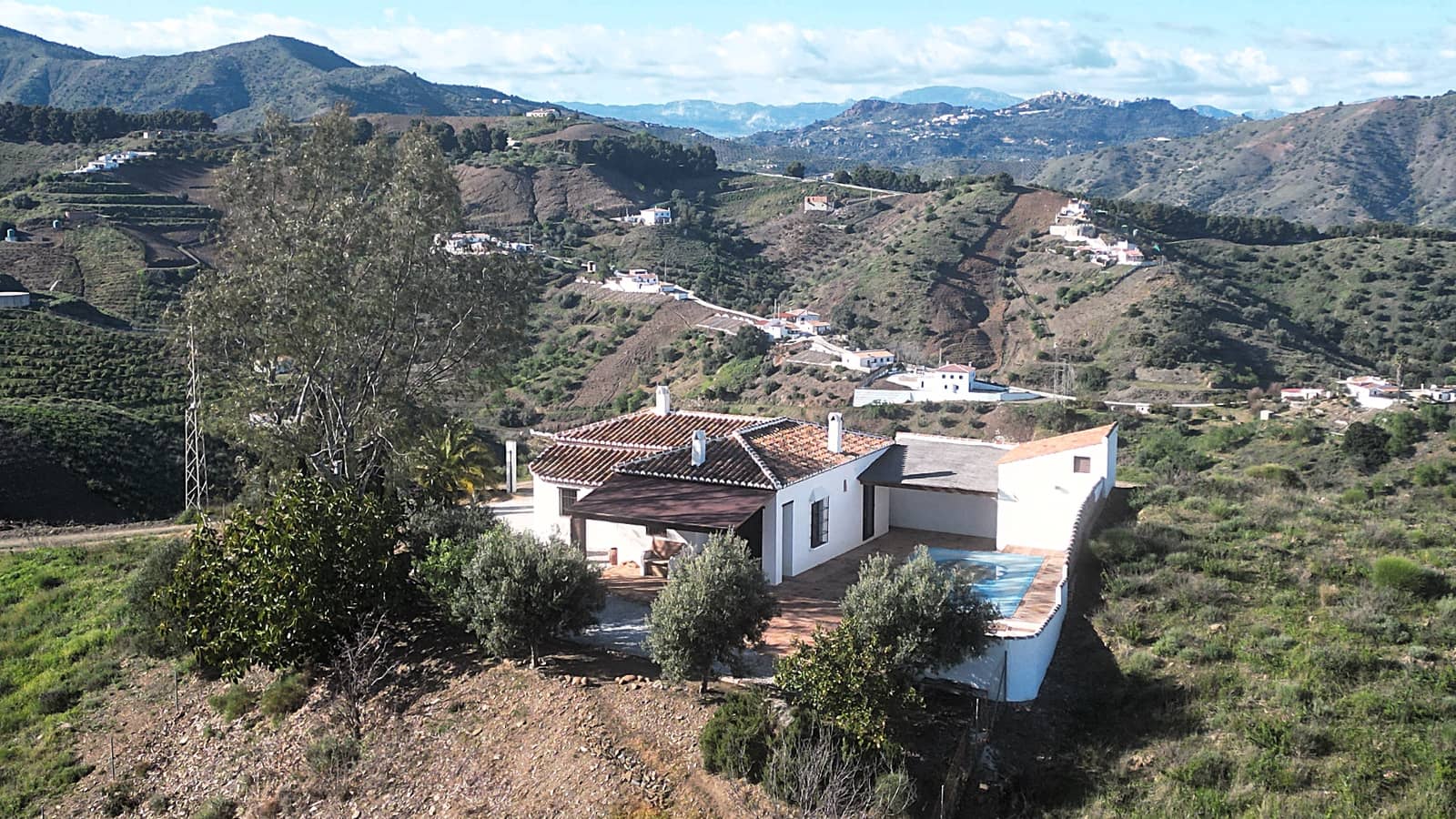 Finca/Casa Rural de 3 habitaciones en Almáchar en venta con piscina garaje - 349.000 € (Ref: 9676775)