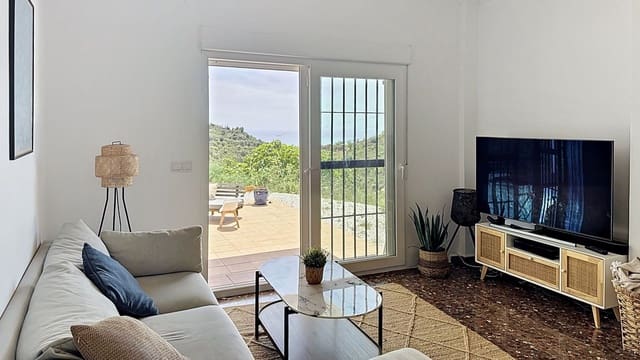2 soveværelse Finca/Landehus til salg i Moclinejo med swimmingpool garage - € 335.000 (Ref: 9819891)