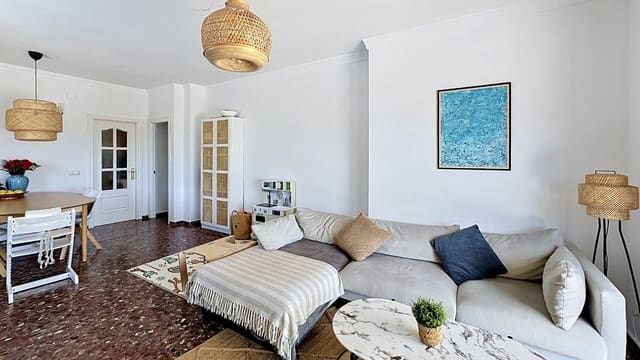 2 soveværelse Finca/Landehus til salg i Moclinejo med swimmingpool garage - € 335.000 (Ref: 9819891)