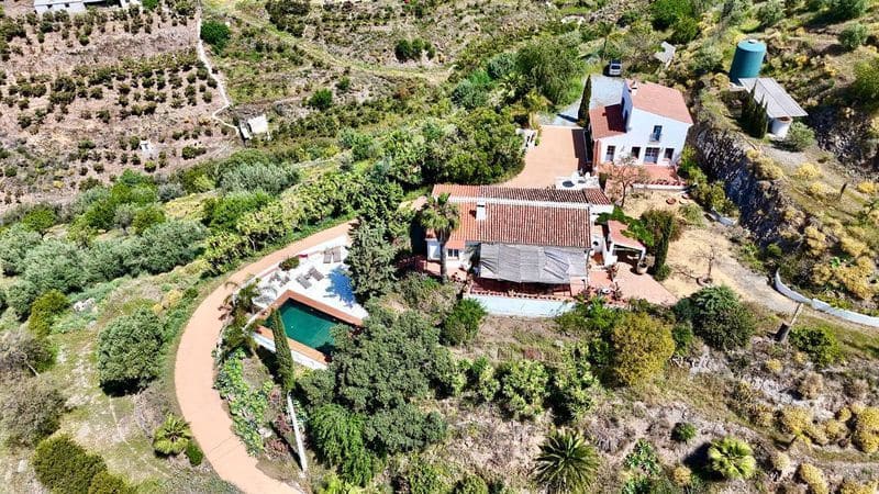 4 chambre Finca/Maison de Campagne à vendre à Arenas avec piscine garage - 635 000 € (Ref: 9943279)