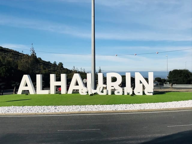 4 sovrum Villa till salu i Alhaurín el Grande med pool garage - 845 000 € (Ref: 9626246)