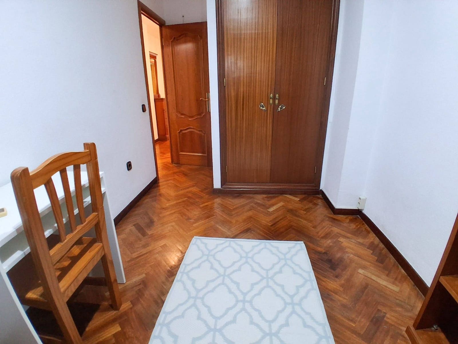 3 bedroom Apartment for rent in Valencia city - € 1,600 (Ref: 10005667)
