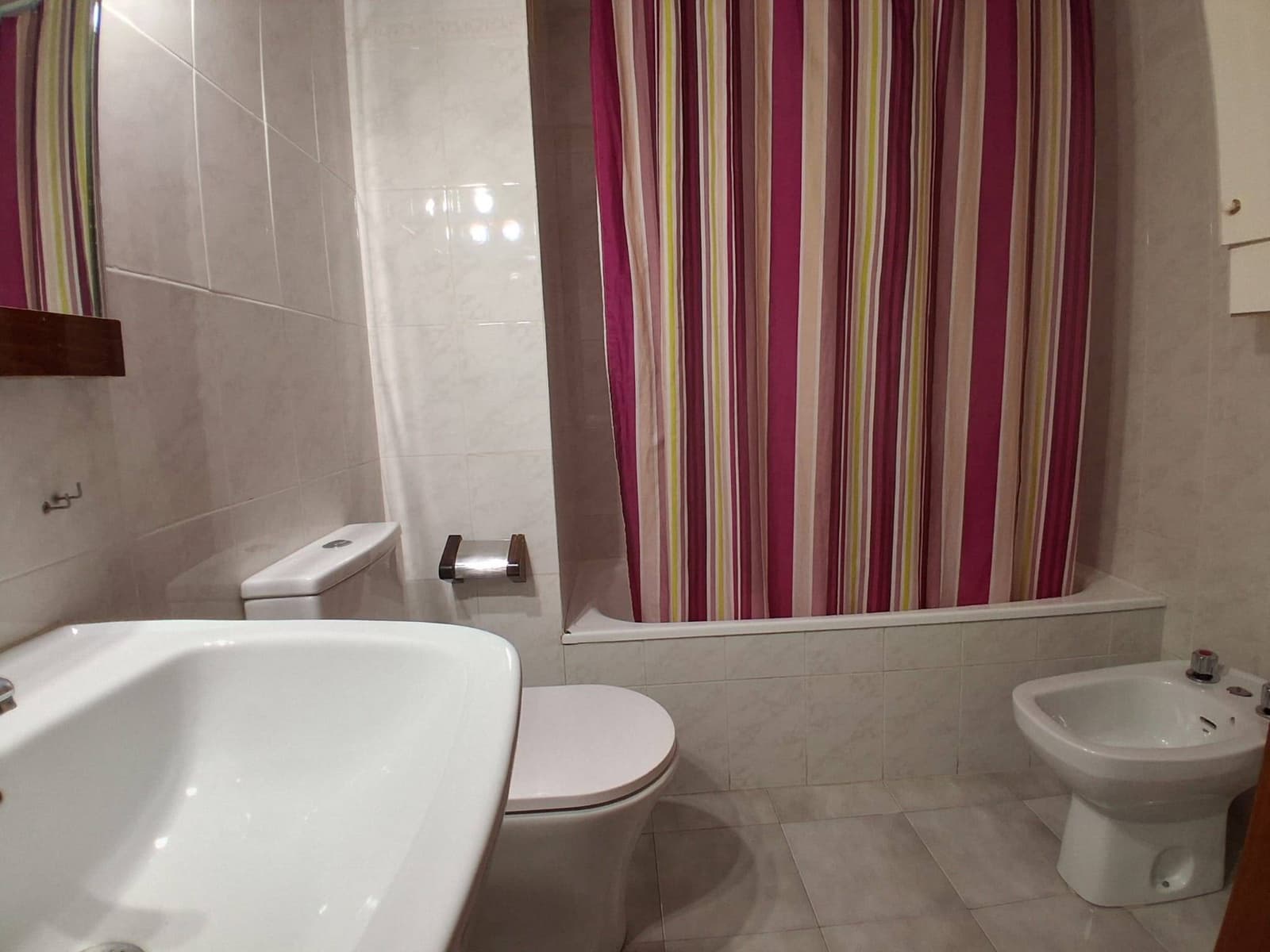 3 bedroom Apartment for rent in Valencia city - € 1,600 (Ref: 10005667)