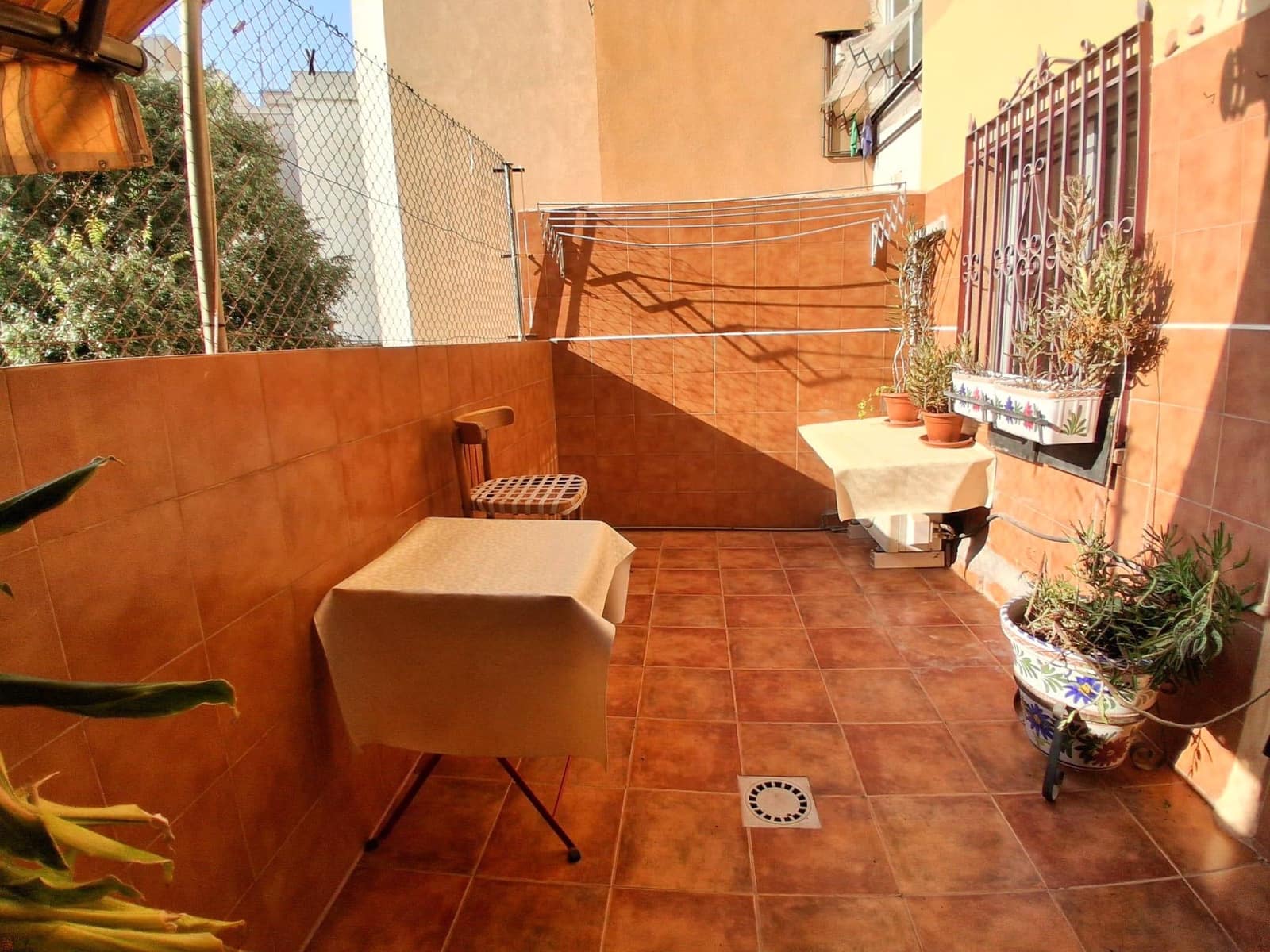 3 bedroom Apartment for rent in Valencia city - € 1,600 (Ref: 10005667)