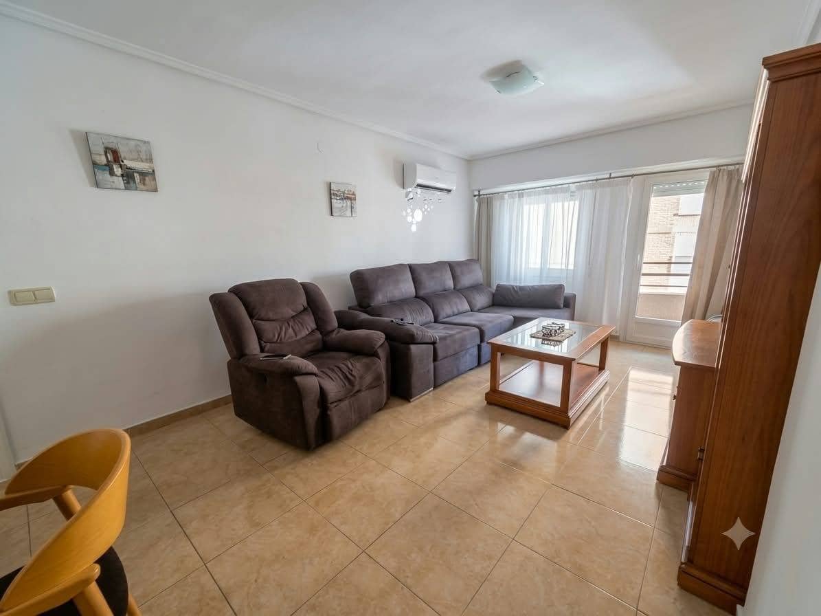 4 bedroom Flat for sale in Sagunto / Sagunt with garage - € 180,000 (Ref: 10109749)