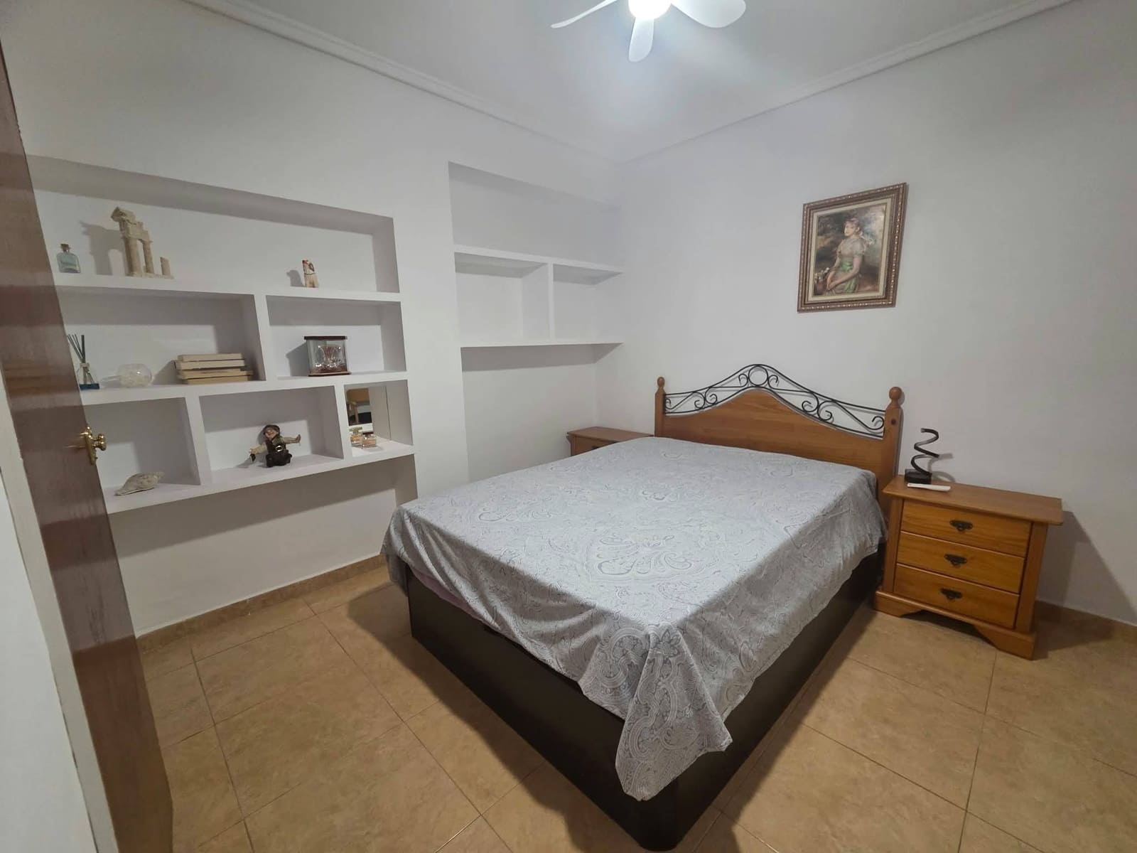 4 bedroom Flat for sale in Sagunto / Sagunt with garage - € 180,000 (Ref: 10109749)
