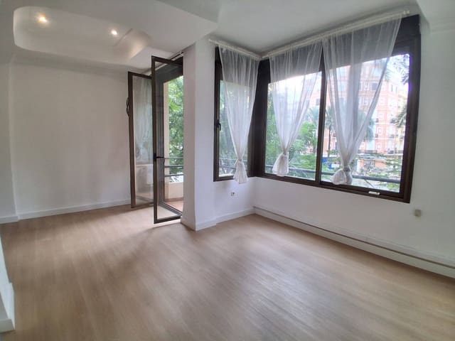 3 soverom Leilighet til leie i Sant Francesc, Valencia by med garasje - € 1 995 (Ref: 10129556)