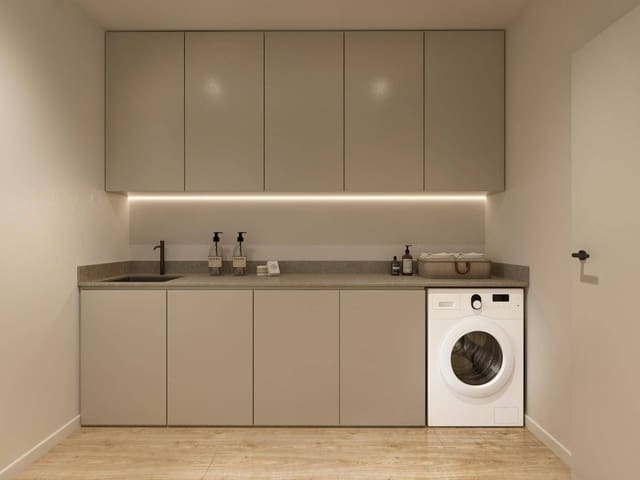 2 bedroom Flat for sale in Ciutat Vella, Valencia city - € 540,000 (Ref: 10180676)