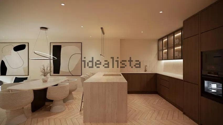 Piso de 3 habitaciones en València ciudad en venta - 850.000 € (Ref: 10180677)