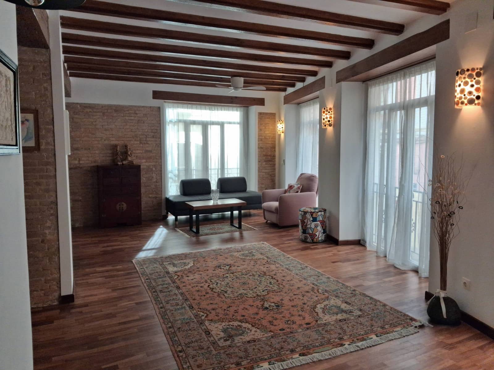 2 bedroom Flat for sale in Valencia city - € 593,000 (Ref: 9628059)