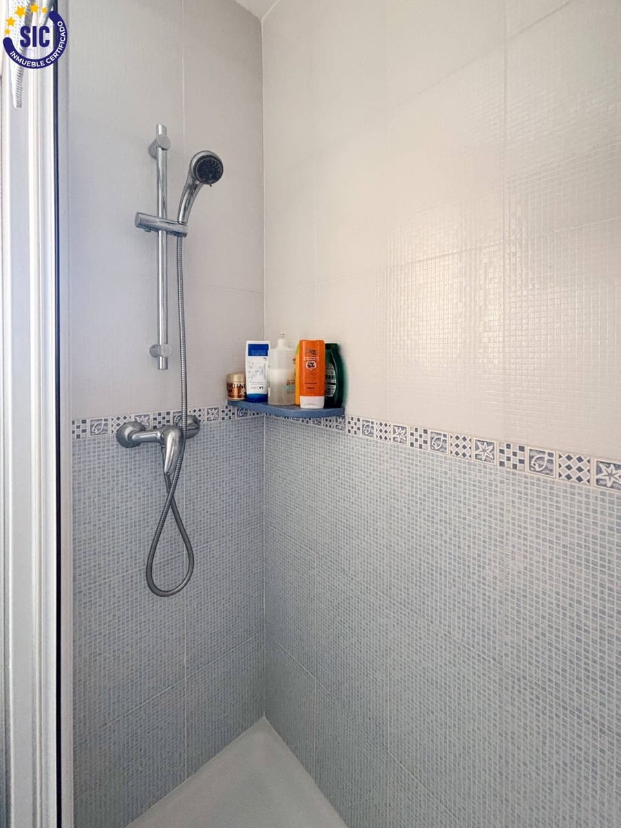 2 bedroom Flat for sale in Denia with pool garage - € 220,000 (Ref: 9628062)