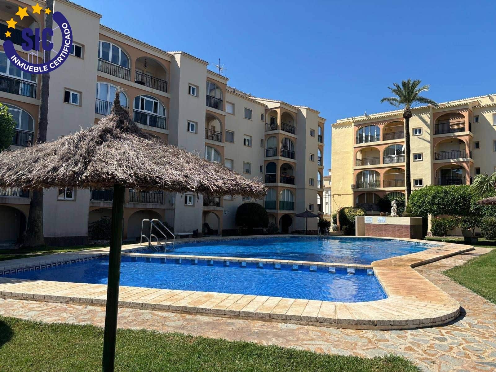 2 bedroom Flat for sale in Denia with pool garage - € 220,000 (Ref: 9628062)