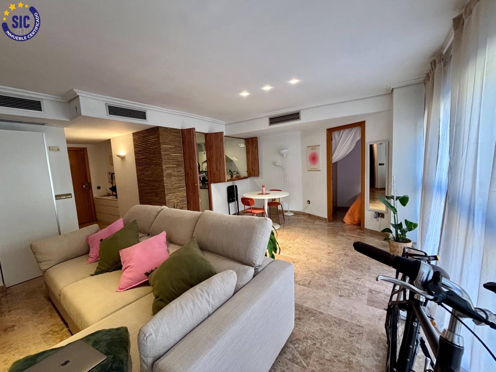 1 sypialnia Mieszkanie na sprzedaż w Miasto Walencja z garażem - 330 000 € (Ref: 9628064)