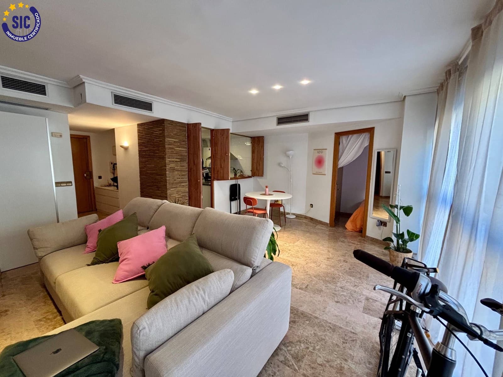 1 bedroom Flat for sale in Valencia city with garage - € 319,000 (Ref: 9628064)