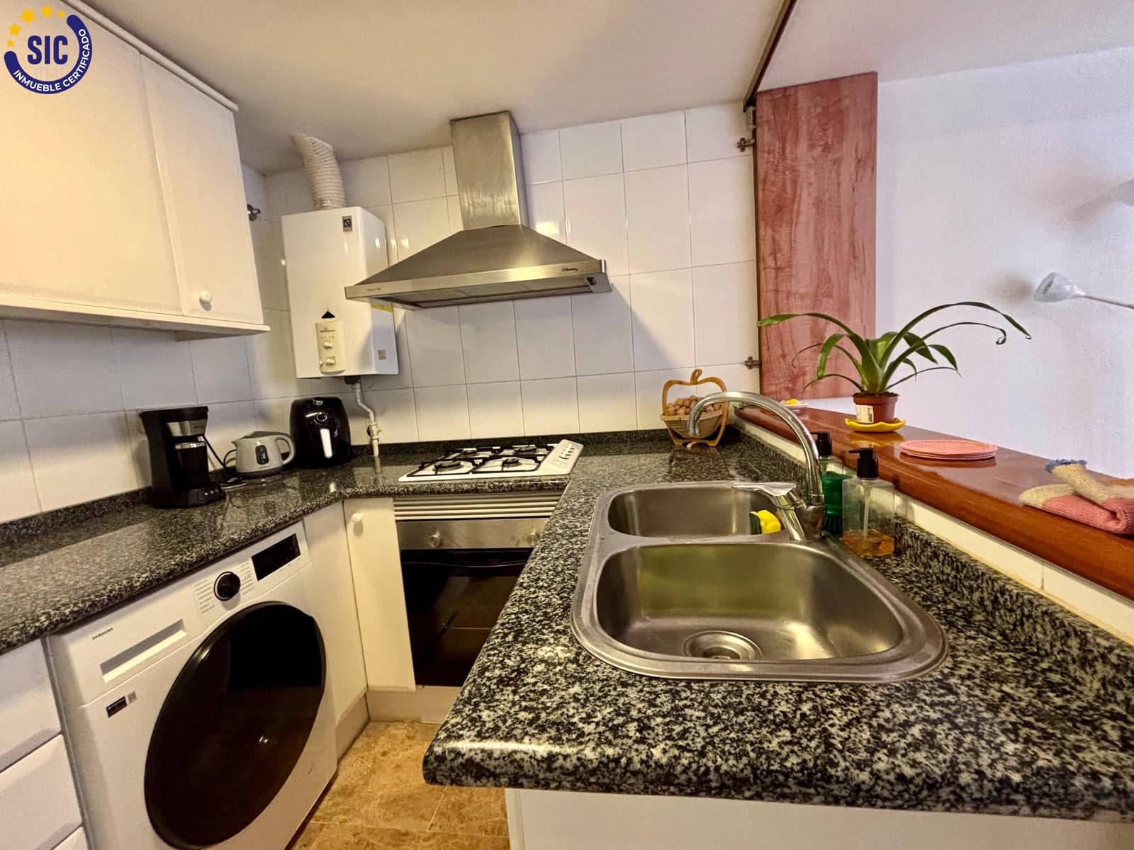 1 bedroom Flat for sale in Valencia city with garage - € 319,000 (Ref: 9628064)