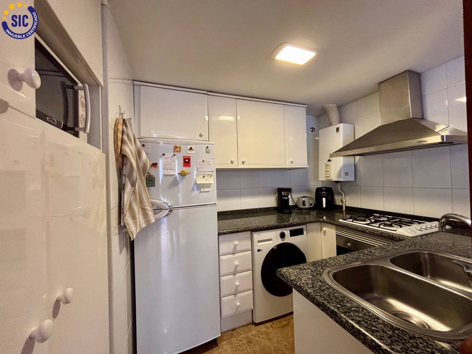 1 bedroom Flat for sale in Valencia city with garage - € 319,000 (Ref: 9628064)