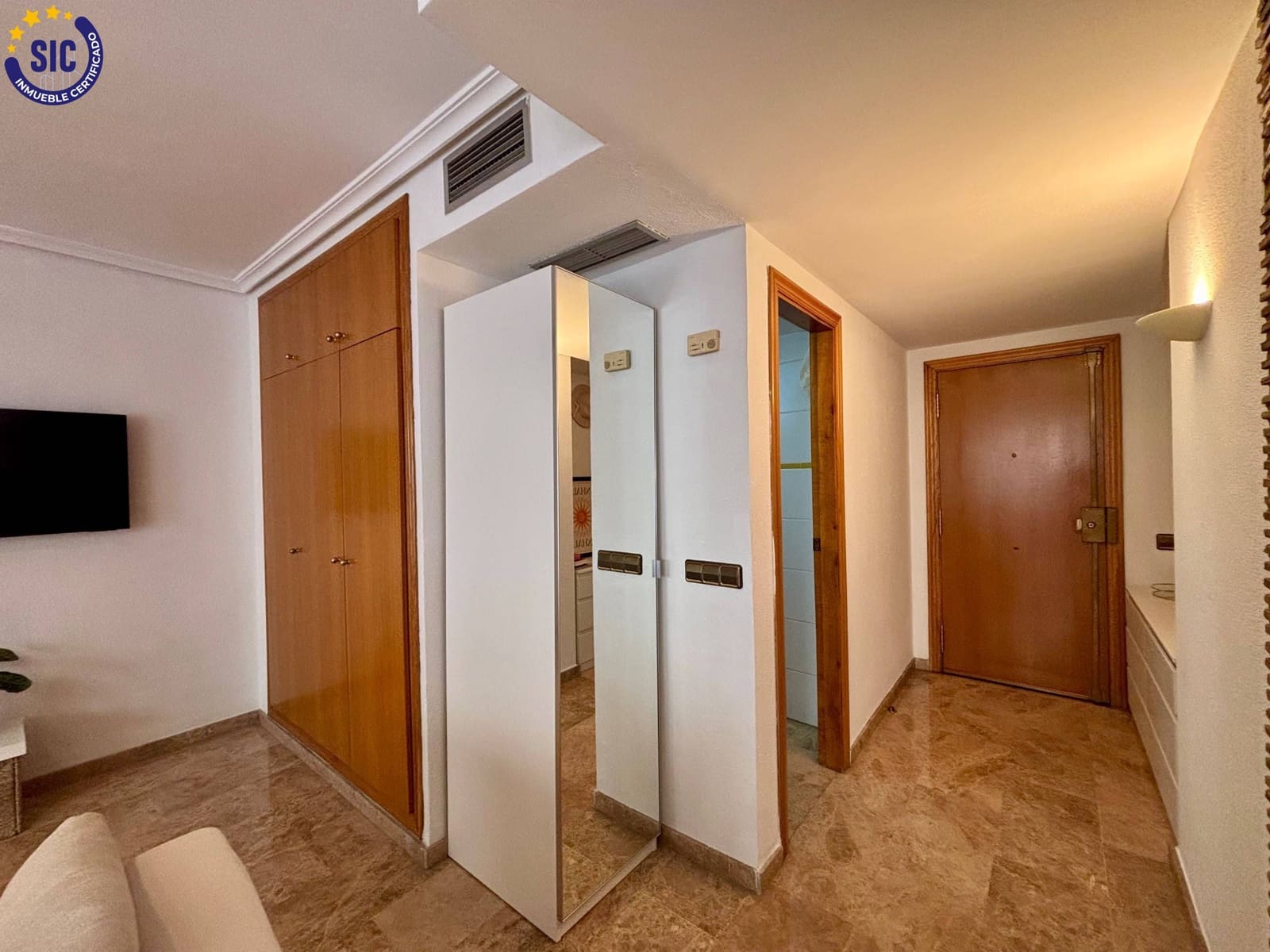 1 bedroom Flat for sale in Valencia city with garage - € 319,000 (Ref: 9628064)