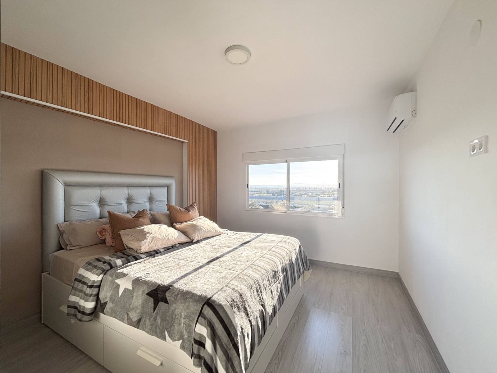 3 bedroom Flat for sale in Valencia city - € 329,000 (Ref: 9628066)