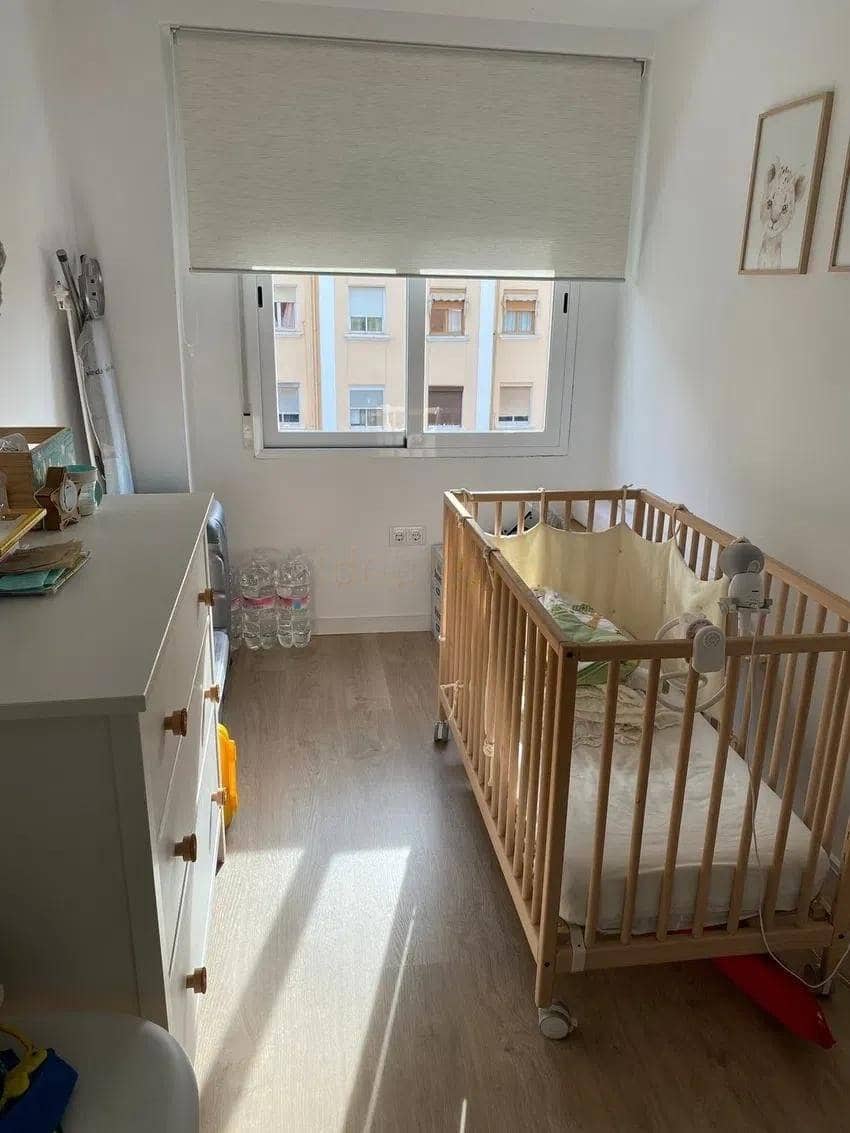 3 sovrum Lägenhet till salu i Valencia stad - 239 000 € (Ref: 9628067)