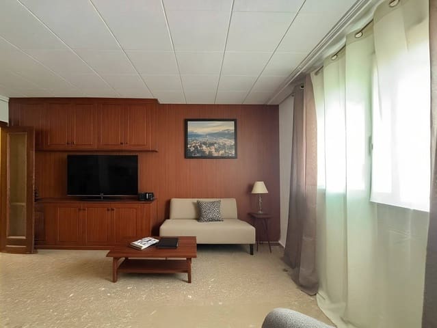 Piso de 4 habitaciones en Torrefiel, València ciudad en venta - 239.000 € (Ref: 9629996)