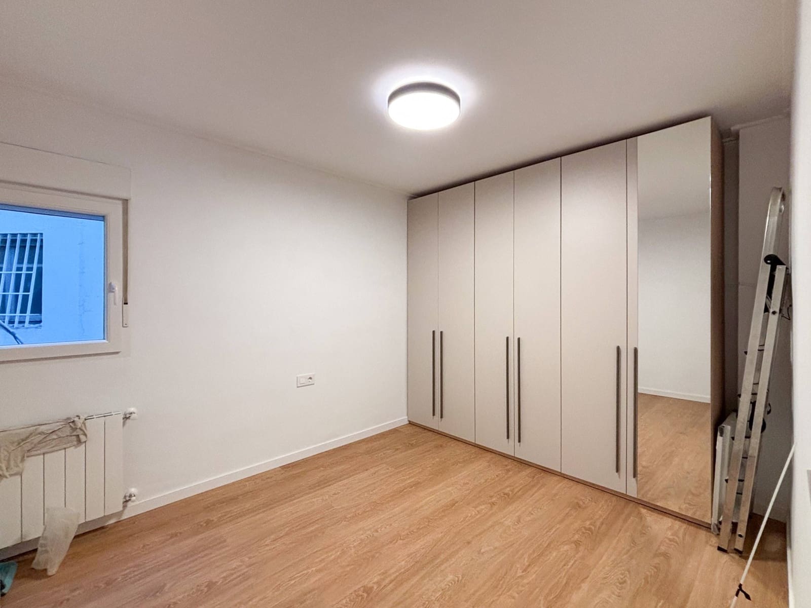 3 bedroom Flat for rent in Valencia city - € 2,300 (Ref: 9629998)