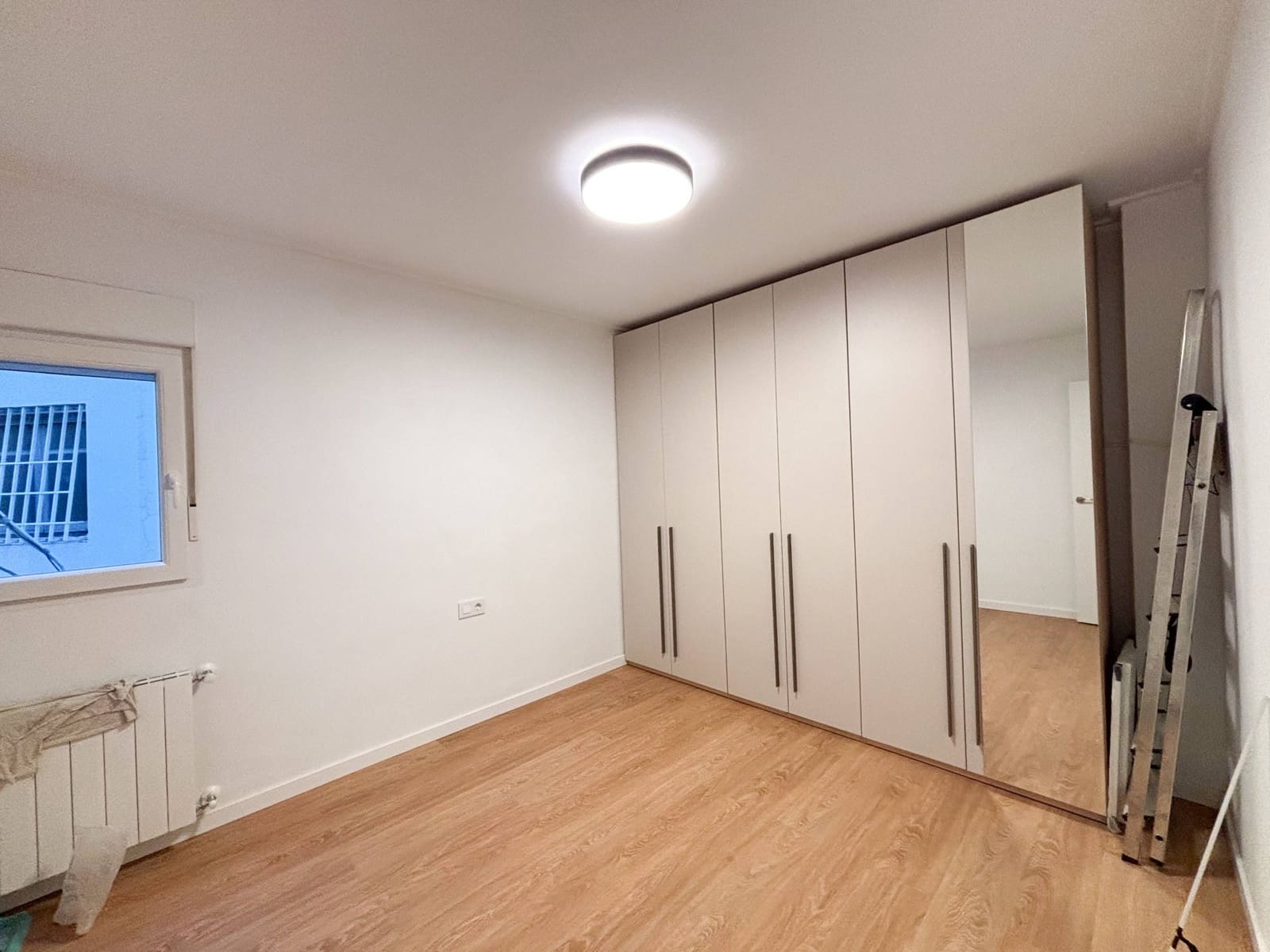 3 bedroom Flat for rent in Valencia city - € 2,300 (Ref: 9629998)